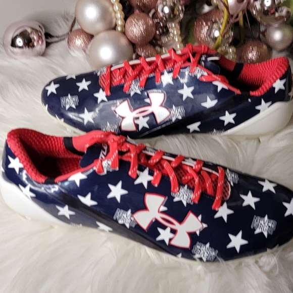 Under Armour UA Men SE 9/11 Never Forget Stars Football Cleeats sz11 - Picture 2 of 6